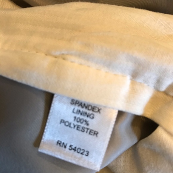 Banana Republic Dress Pants - Picture 7 of 8